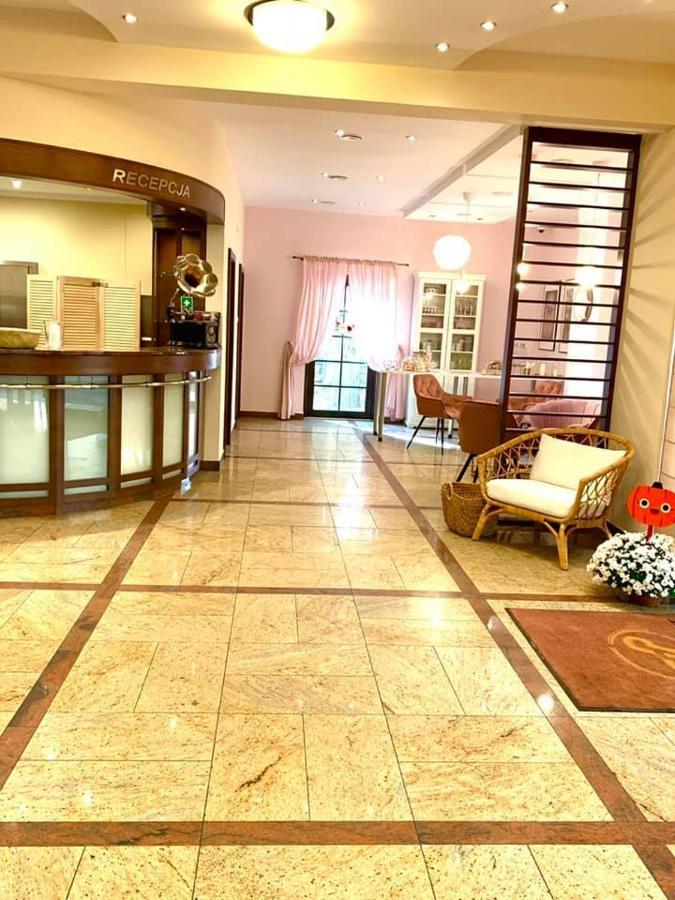 Hotel City Park Barlinek Buitenkant foto